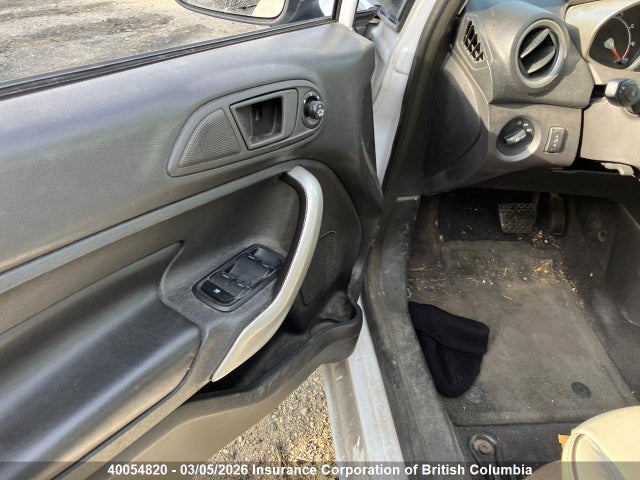 40054820 :رقم المزاد ، 3FADP4FJ6BM125501 vin ، 2011 Ford Fiesta Ses مزاد بيع