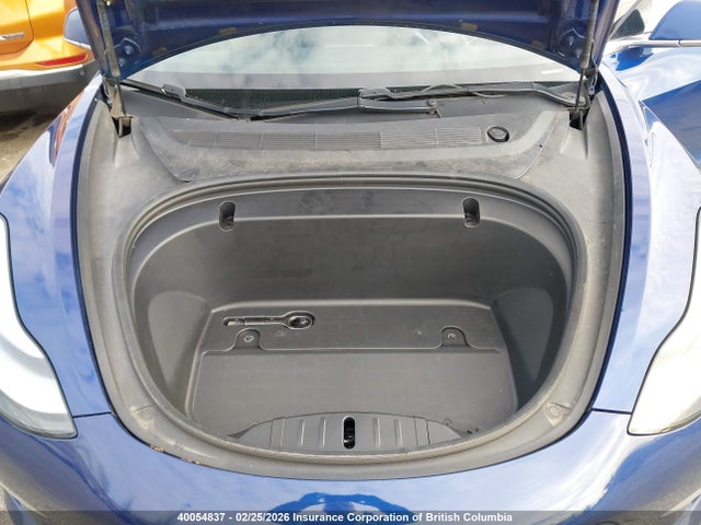 5YJ3E1EA2LF703921 Tesla MODEL 3