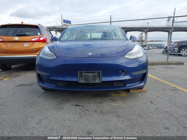 5YJ3E1EA2LF703921 Tesla MODEL 3