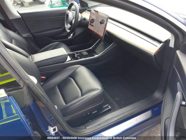 5YJ3E1EA2LF703921 Tesla MODEL 3