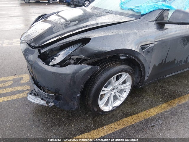 7SAYGDEE3RF989326 Tesla Model Y