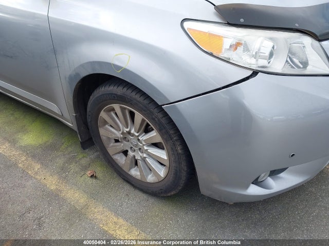5TDYK3DCXES455946 Toyota Sienna Xle/limited
