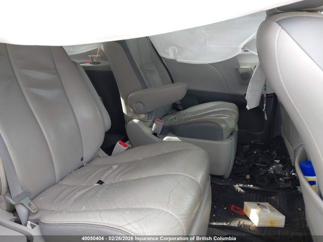 5TDYK3DCXES455946 Toyota Sienna Xle/limited