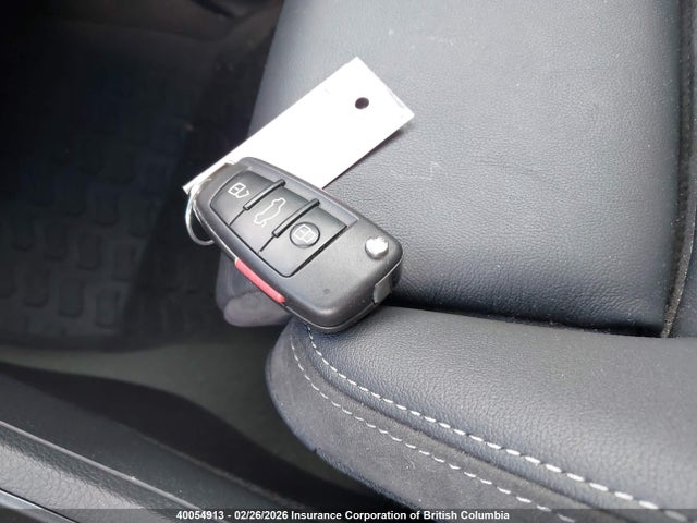 WA1FECF37M1110472 Audi Q3