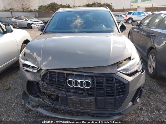 WA1FECF37M1110472 Audi Q3