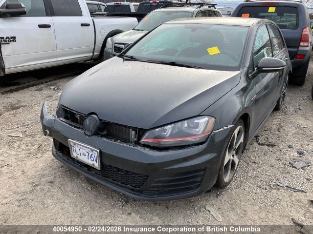 3VW4T7AU2FM073649 Volkswagen GTI