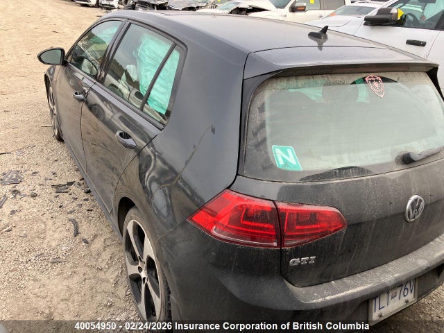 3VW4T7AU2FM073649 Volkswagen GTI