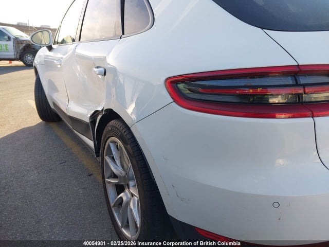 Porsche Macan 2018 WP1AA2A5XJLB24461 Image 12