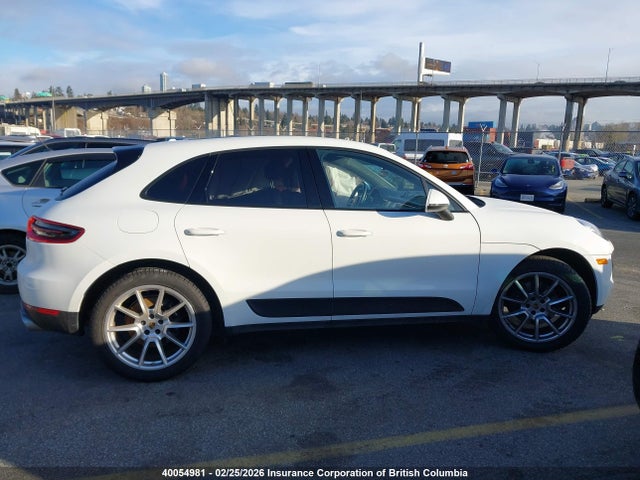 Porsche Macan 2018 WP1AA2A5XJLB24461 Image 14