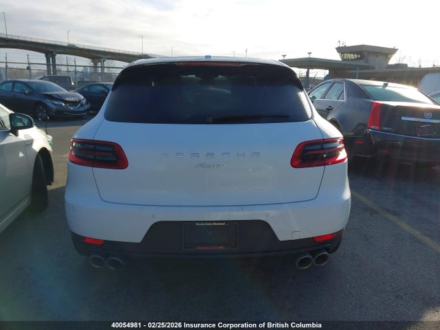 Porsche Macan 2018 WP1AA2A5XJLB24461 Image 17