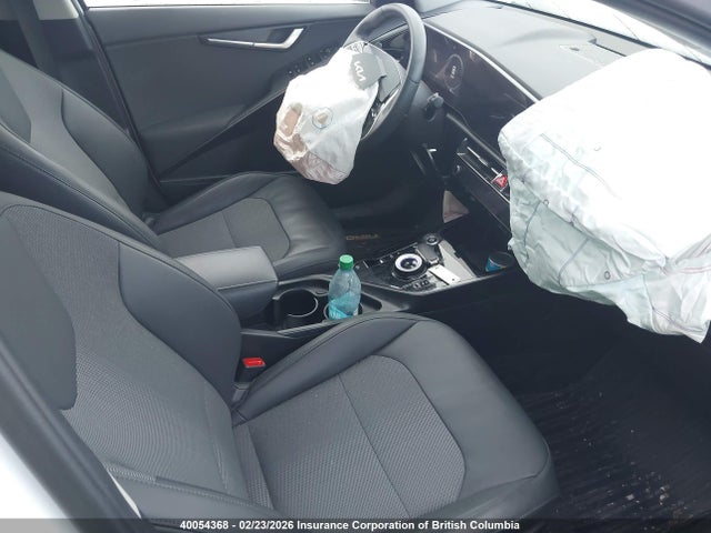 KNDCR3L15P5073502 KIA Niro Wind
