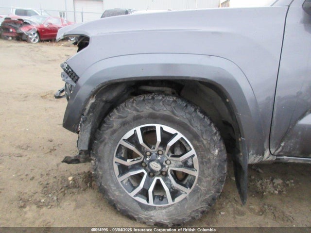 3TYDZ5BN3NT012942 Toyota Tacoma Double Cab/sr5/trd Sport/trd Off Road