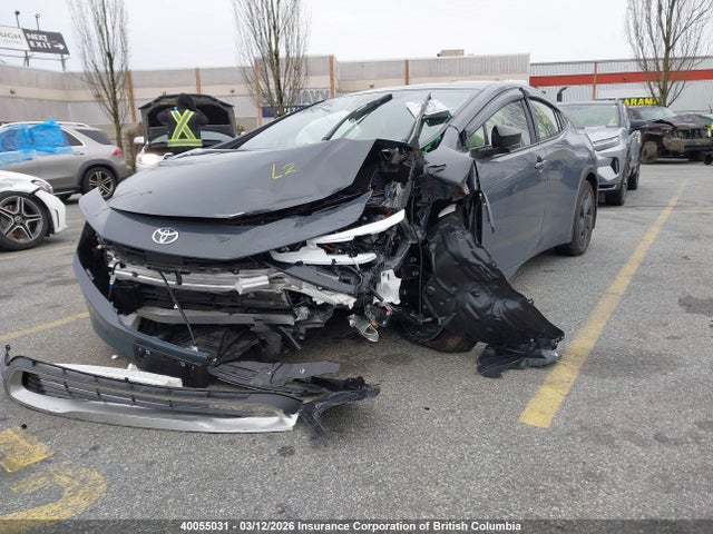 JTDACACU7T3055645 Toyota Prius
