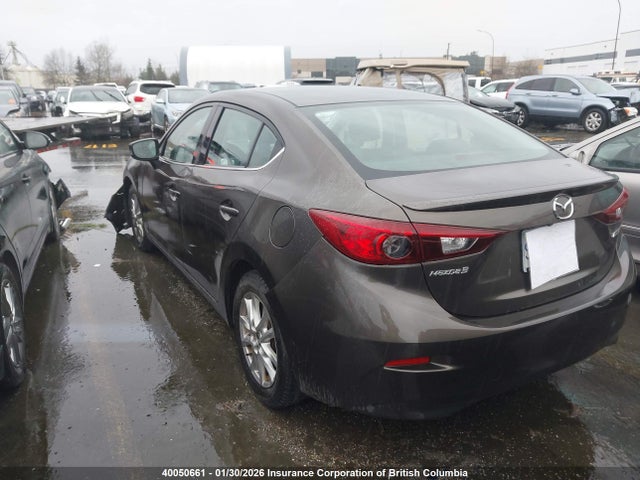 3MZBM1V75FM231066 Mazda 3 TOURING