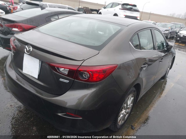 3MZBM1V75FM231066 Mazda 3 TOURING