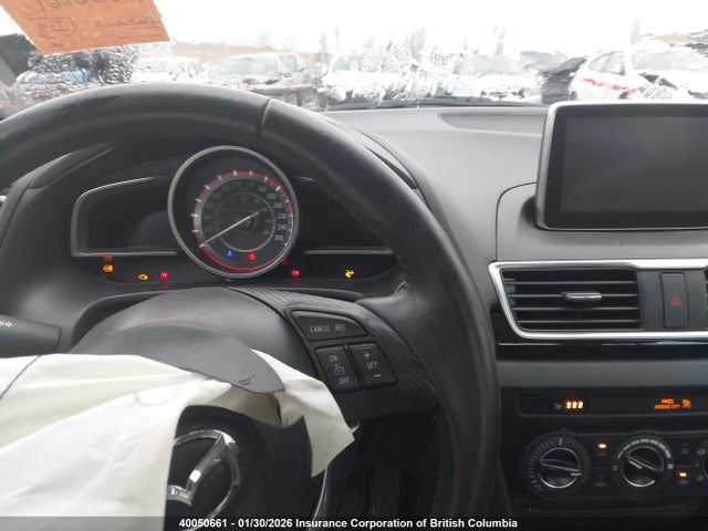 3MZBM1V75FM231066 Mazda 3 TOURING