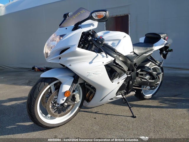 Suzuki GSX-R600 2019 JS1GN7FA0K7100631 Image 2