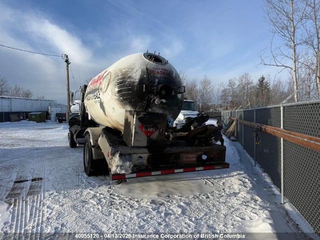 2NP2HJ7X0NM747739 Peterbilt 337