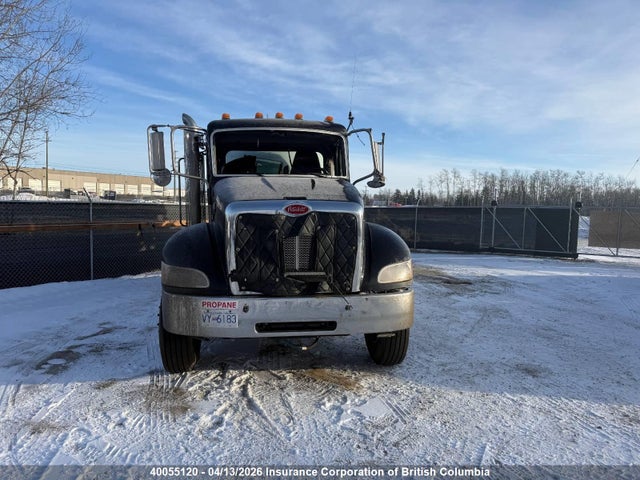2NP2HJ7X0NM747739 Peterbilt 337