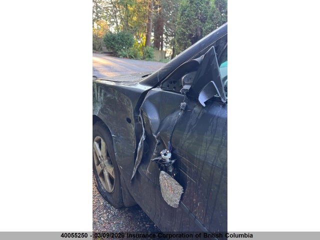2005 Mazda 3 I მანქანა იყიდება აუქციონზე, vin: JM1BK12F351287233, აუქციონის ნომერი: 40055250