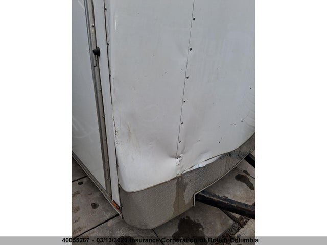 5NHURM210SF734915 Continental Cargo Box Trailer