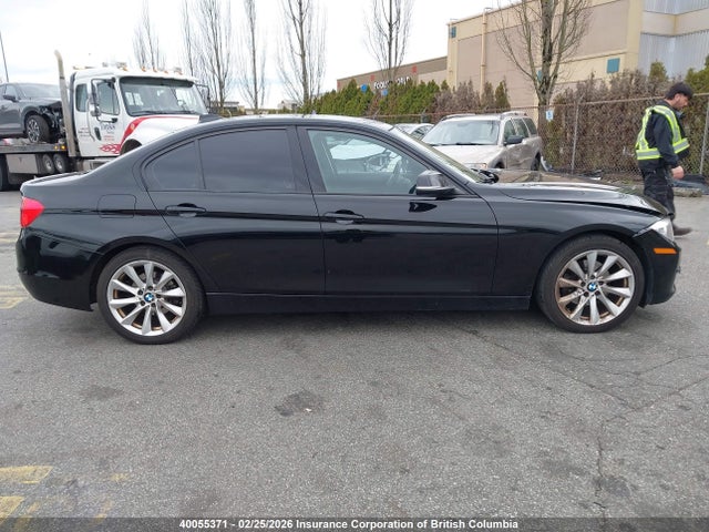 Продаж на аукціоні авто 2013 Bmw 320i, vin: WBA3C3C54DF146544, номер лоту: 40055371