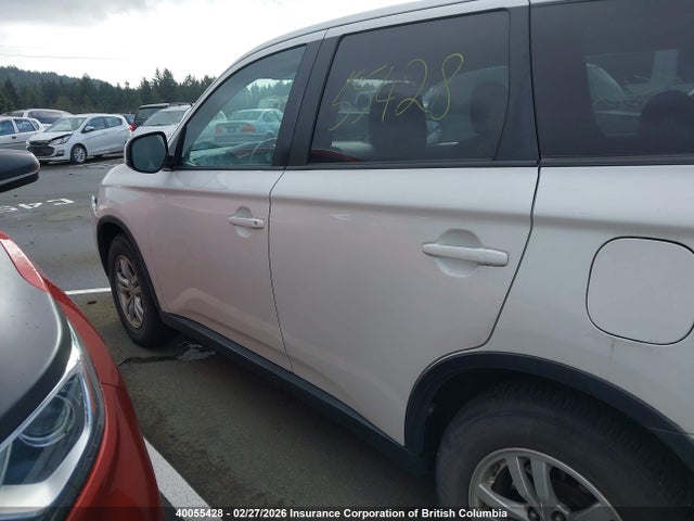 Mitsubishi Outlander Es 2015 JA4AZ2A37FZ603105 Image 14