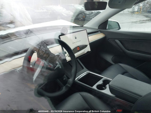 2021 Tesla Model Y მანქანა იყიდება აუქციონზე, vin: 5YJYGDEE9MF232565, აუქციონის ნომერი: 40055440