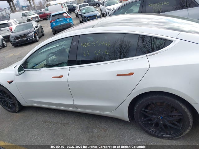 5YJ3E1EA9KF328866 Tesla MODEL 3