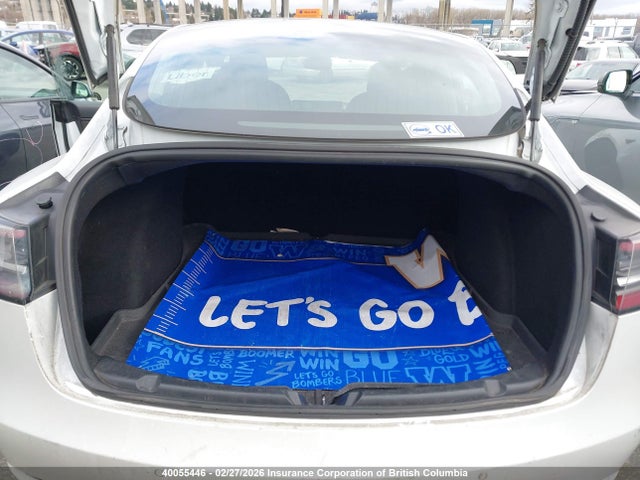 5YJ3E1EA9KF328866 Tesla MODEL 3