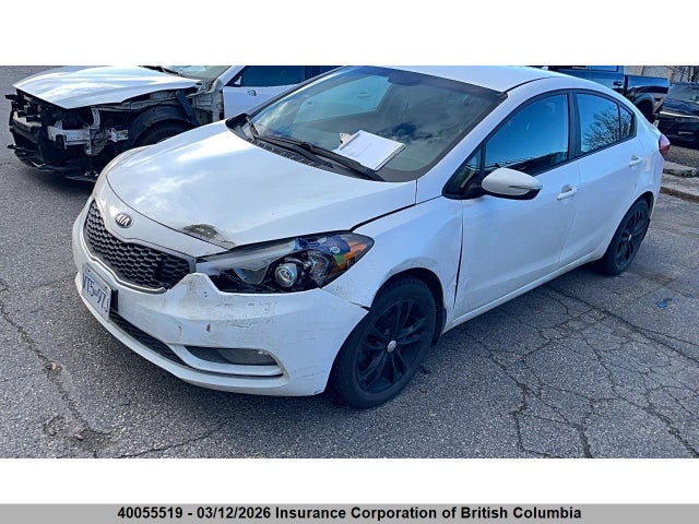 KNAFX4A6XE5245573 KIA Forte
