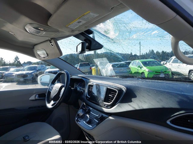 Chrysler Pacifica Hybrid Touring 2020 2C4RC1H74LR127494 Image 20