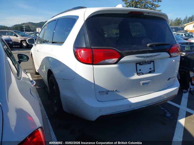 Chrysler Pacifica Hybrid Touring 2020 2C4RC1H74LR127494 Image 3