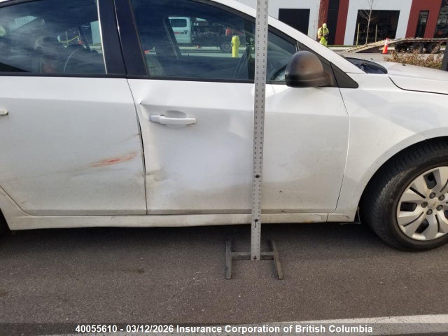 1G1PB5SH5E7274181 Chevrolet Cruze