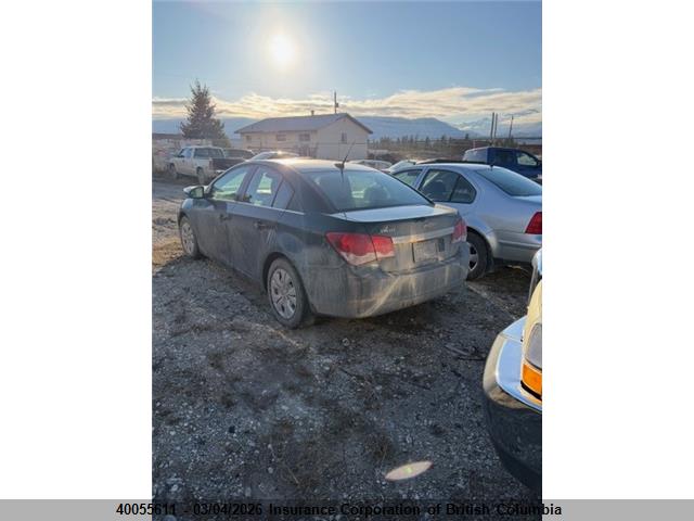 1G1PC5SBXE7122826 Chevrolet Cruze
