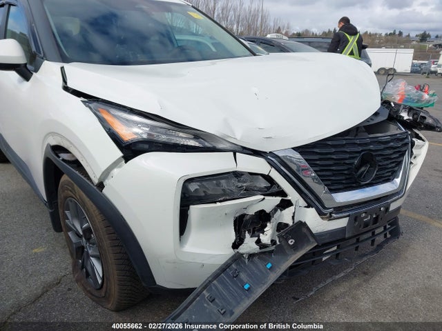 5N1AT3AB3MC778421 Nissan Rogue