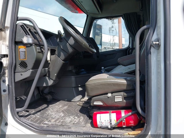 Продажа на аукционе авто 2024 Volvo Vn L, vin: 4V4NC9EH4RN634478, номер лота: 40055678