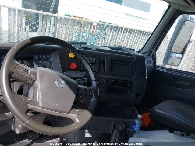 Продажа на аукционе авто 2024 Volvo Vn L, vin: 4V4NC9EH4RN634478, номер лота: 40055678