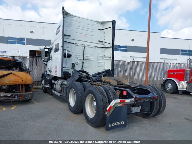 Продажа на аукционе авто 2024 Volvo Vn L, vin: 4V4NC9EH4RN634478, номер лота: 40055678