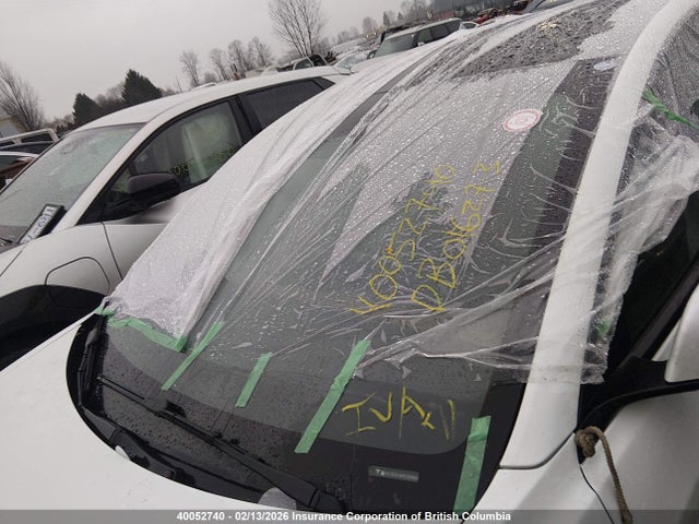 5YJ3E1EA8NF208982 Tesla MODEL 3