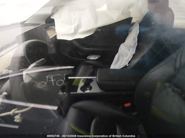 5YJ3E1EA8NF208982 Tesla MODEL 3