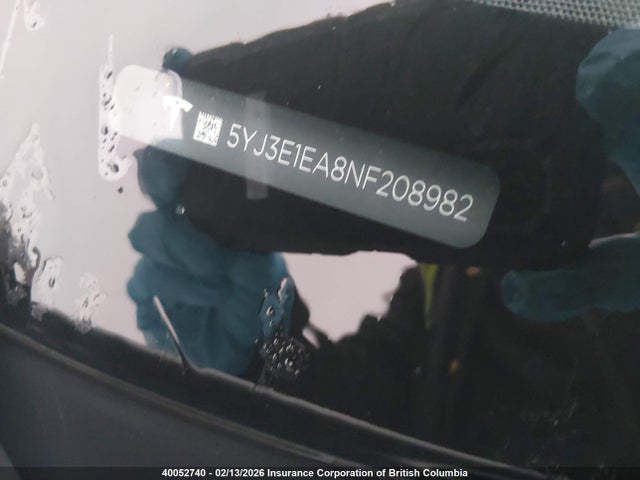 5YJ3E1EA8NF208982 Tesla MODEL 3