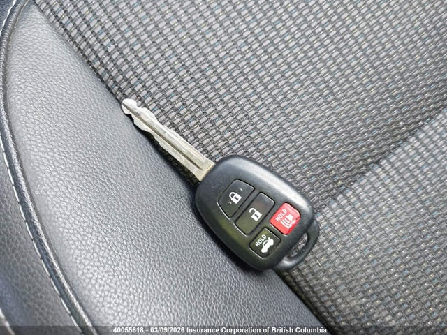 2T1BURHE3EC214950 Toyota Corolla S