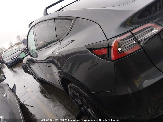 LRWYGDEE4RC658634 Tesla Model Y