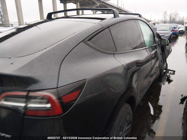 LRWYGDEE4RC658634 Tesla Model Y