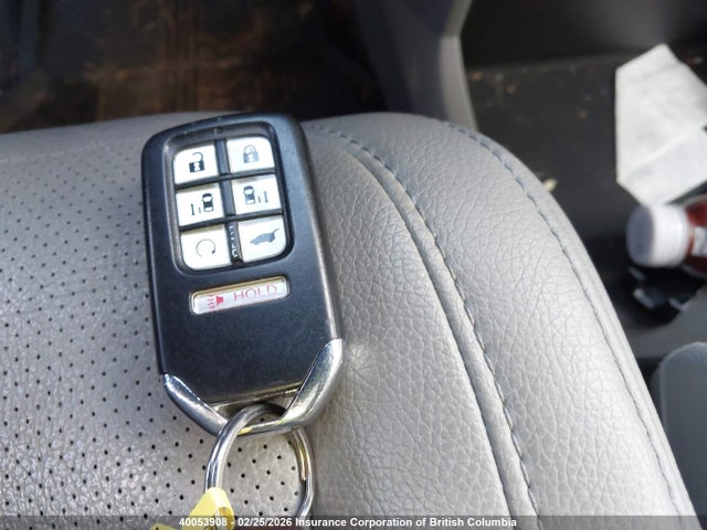 Honda Odyssey Touring 2018 5FNRL6H86JB506964 Image 11