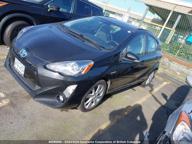 JTDKDTB38G1118775 Toyota Prius C Technology