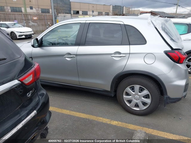 Mitsubishi RVR 2023 JA4AHUAU1PU600772 Image 3
