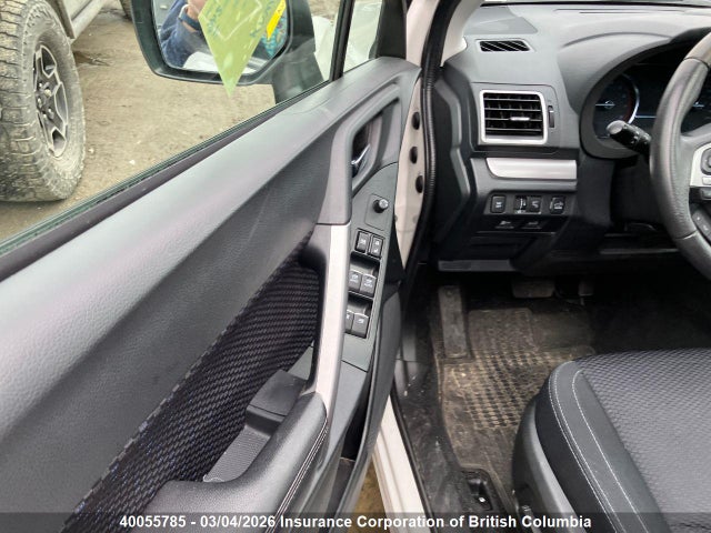 JF2SJEMC3JH582204 Subaru Forester 2.5i