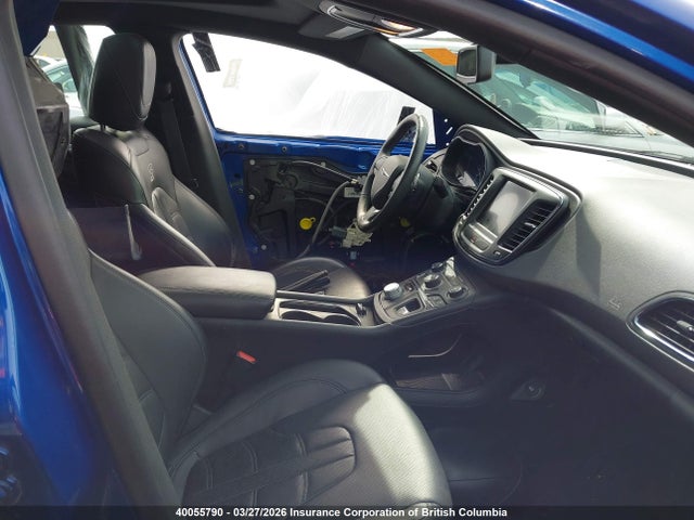 1C3CCCBG1GN176525 Chrysler 200